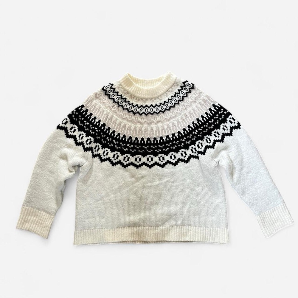Universal Thread Black and White Cowl Neck Sweater